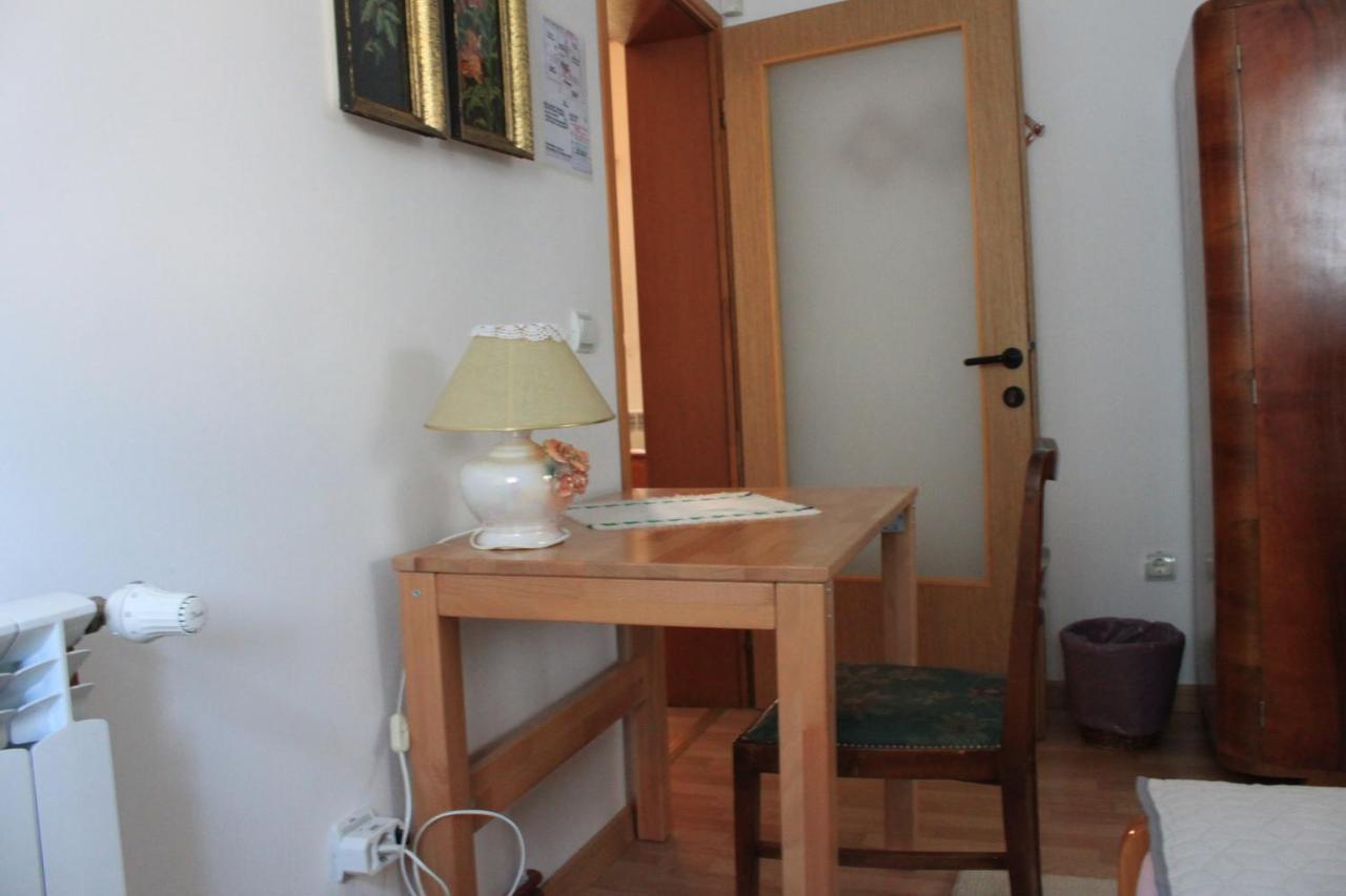 Boulevard Garden House - Free And Save Parking In The Locked Yard ชูปริยา ภายนอก รูปภาพ